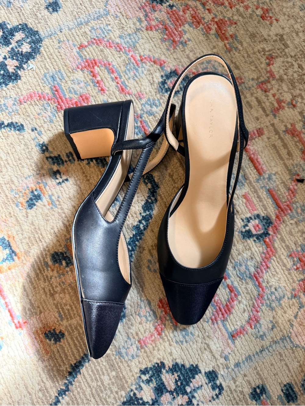 NEW ANN TAYLOR BLACK LEATHER CAP TOE SLINGBACK PUMPS HEELS SHOES Size 9